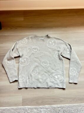 Staccato Gray Smiley Face Knit Sweater Pullover Great Condition